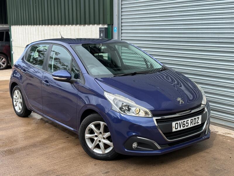 PEUGEOT 208 1.6 e-HDi Allure
