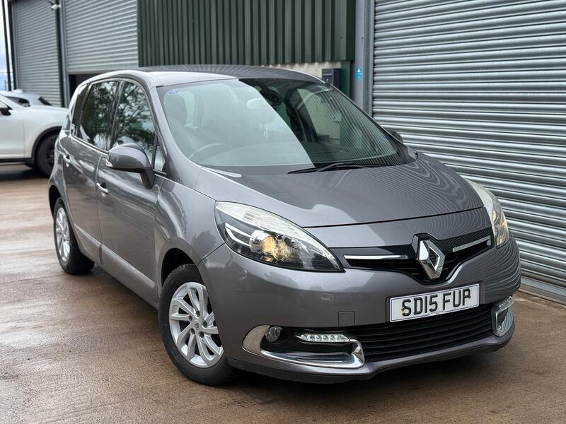 RENAULT SCENIC 1.5 Dynamique TomTom dCi 110 EDC Auto